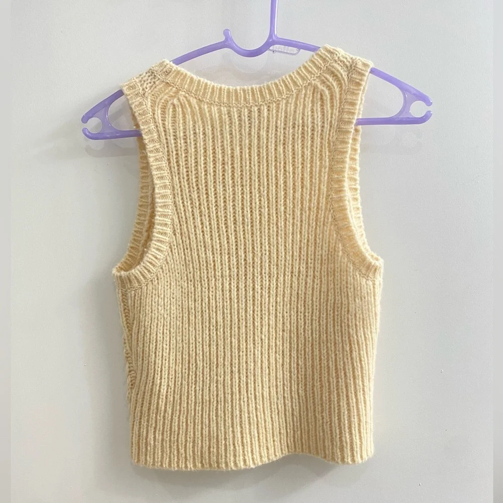 J.Crew Cream Knit Sweater Vest Preppy Classic Layering Size S